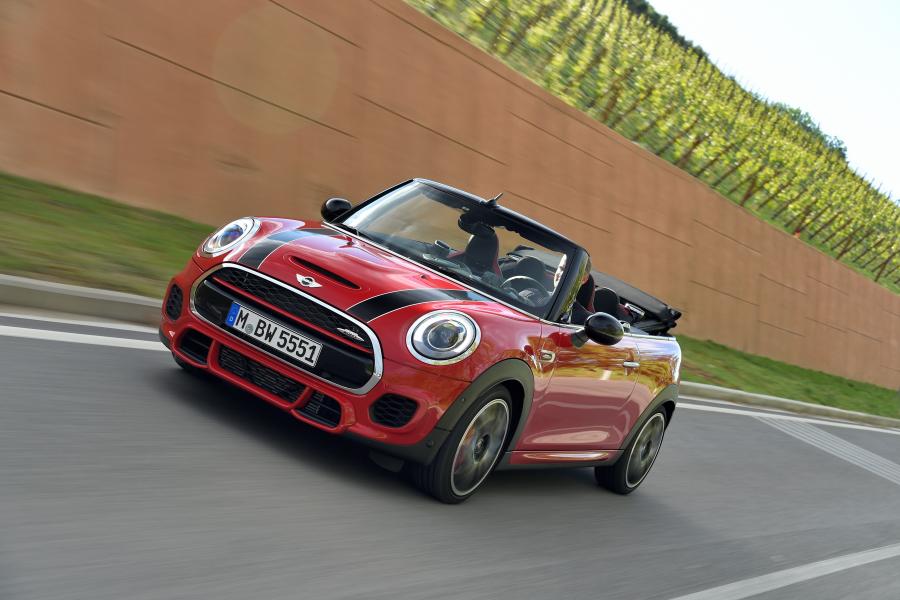  Mini Cooper S JCW Cabrio 2016 года  (фото 50 из 104)